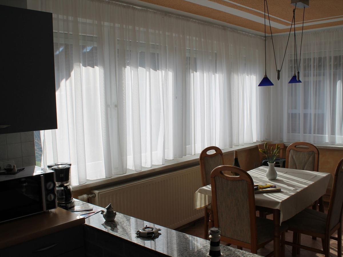 Spacious Bungalow Near Sea In Grundshagen Экстерьер фото